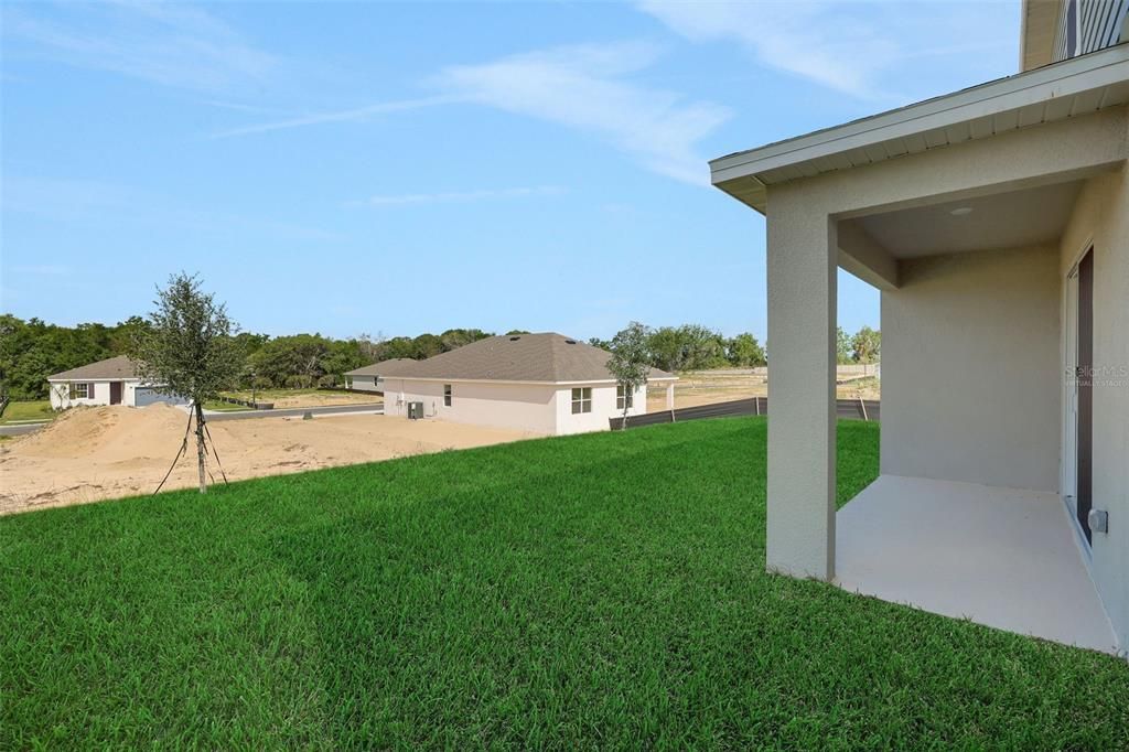 Active With Contract: $388,159 (4 beds, 3 baths, 2531 Square Feet)