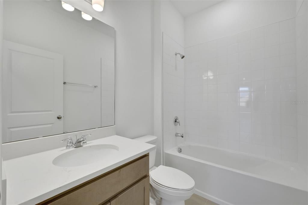 Active With Contract: $388,159 (4 beds, 3 baths, 2531 Square Feet)