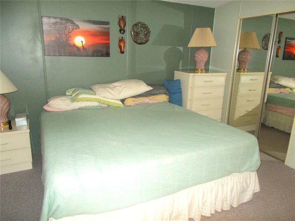 待售: $134,900 (2 贝兹, 2 浴室, 1351 平方英尺)