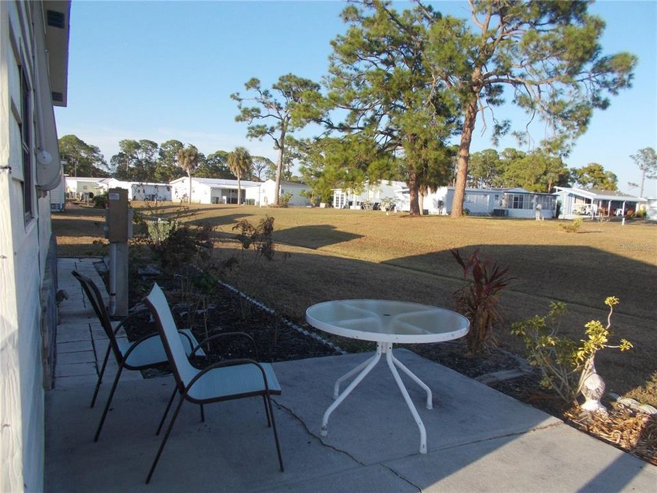 待售: $134,900 (2 贝兹, 2 浴室, 1351 平方英尺)