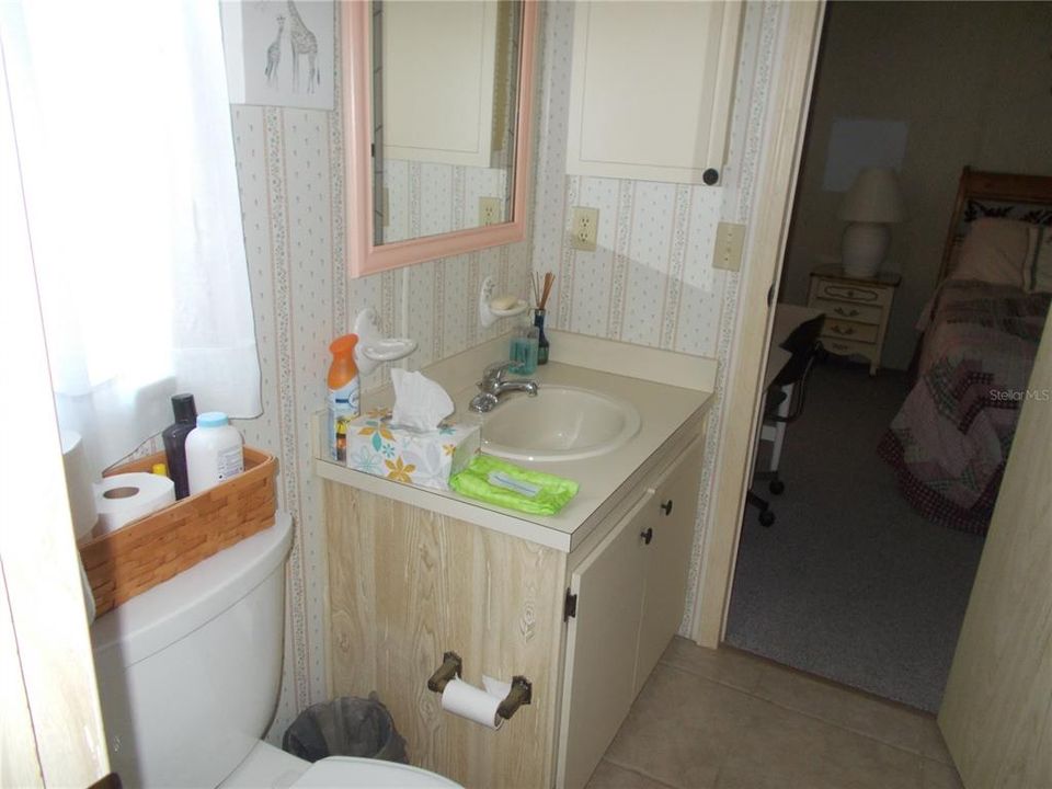 待售: $134,900 (2 贝兹, 2 浴室, 1351 平方英尺)