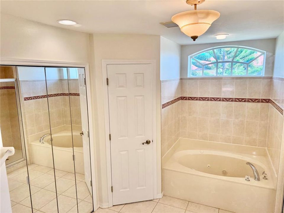 For Sale: $467,000 (3 beds, 2 baths, 2361 Square Feet)