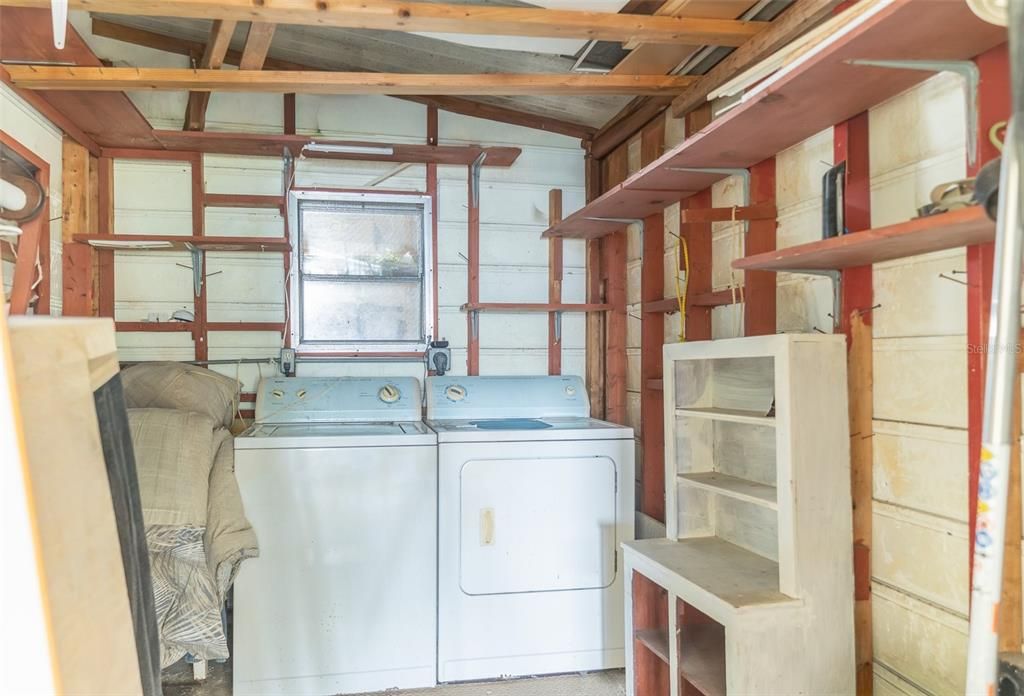 For Sale: $160,000 (2 beds, 2 baths, 1040 Square Feet)