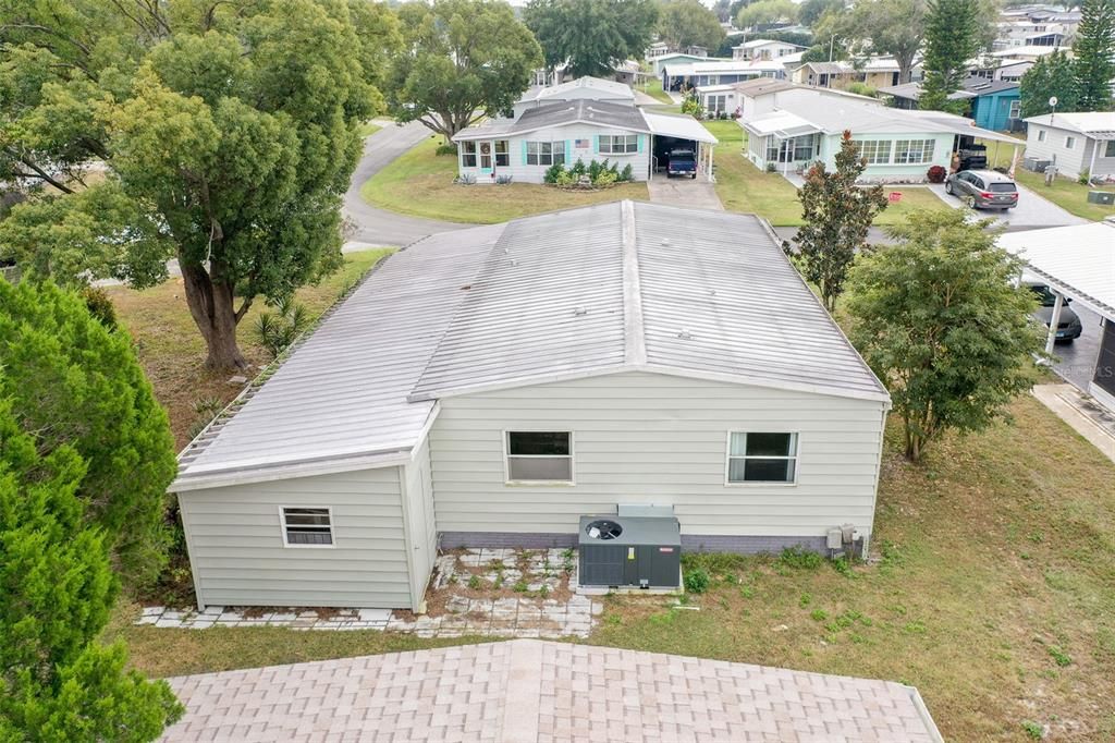 For Sale: $160,000 (2 beds, 2 baths, 1040 Square Feet)