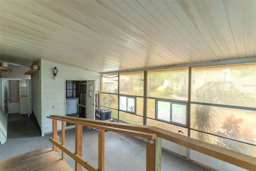 For Sale: $160,000 (2 beds, 2 baths, 1040 Square Feet)