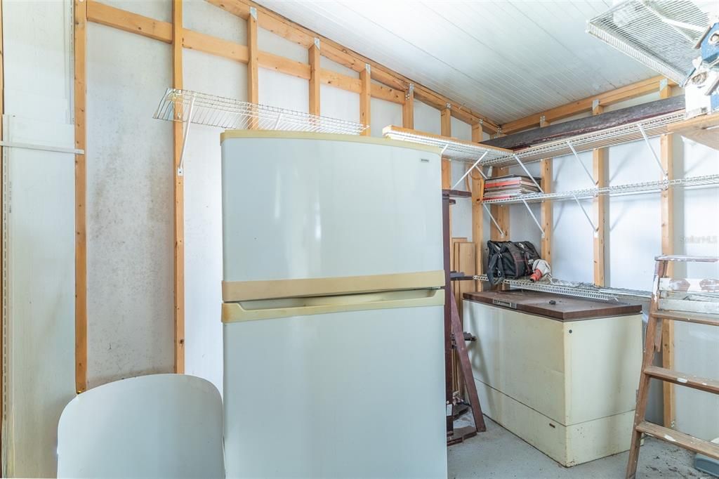 For Sale: $160,000 (2 beds, 2 baths, 1040 Square Feet)