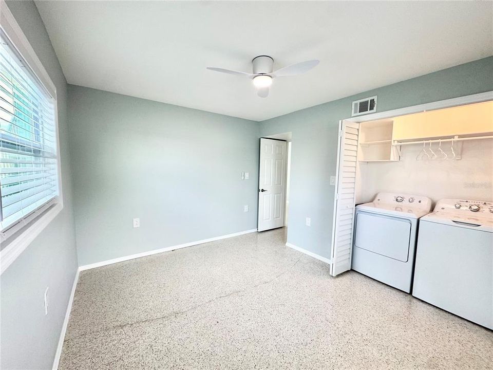 В аренду: $1,850 (1 спален, 1 ванн, 600 Квадратных фут)