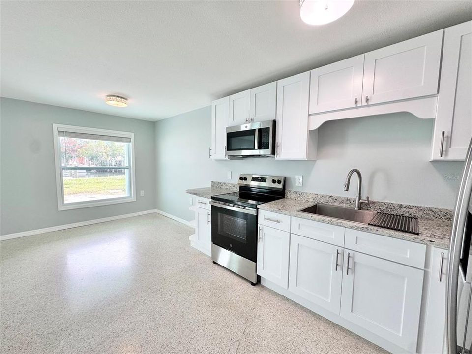 В аренду: $1,850 (1 спален, 1 ванн, 600 Квадратных фут)