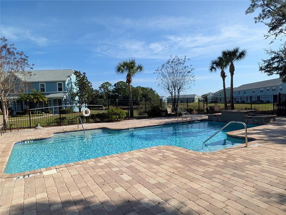 В аренду: $2,100 (2 спален, 2 ванн, 1216 Квадратных фут)