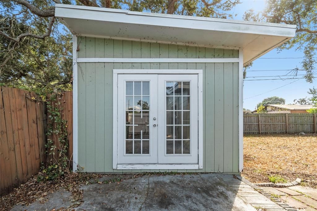 待售: $285,000 (2 贝兹, 1 浴室, 1086 平方英尺)