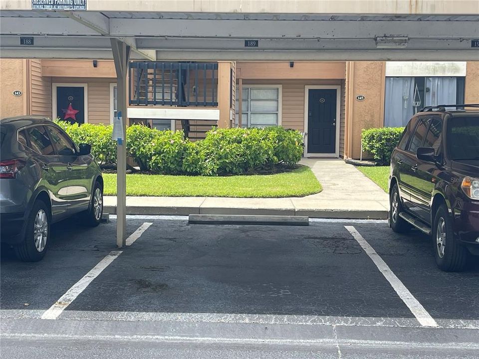 For Rent: $1,600 (1 beds, 1 baths, 637 Square Feet)