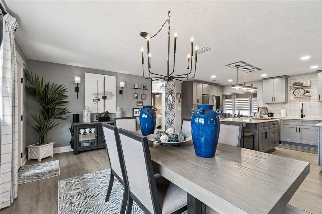 En Venta: $719,000 (4 camas, 2 baños, 1740 Pies cuadrados)