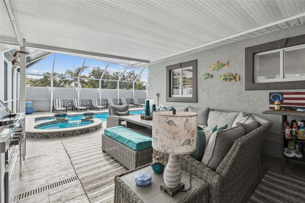 En Venta: $719,000 (4 camas, 2 baños, 1740 Pies cuadrados)