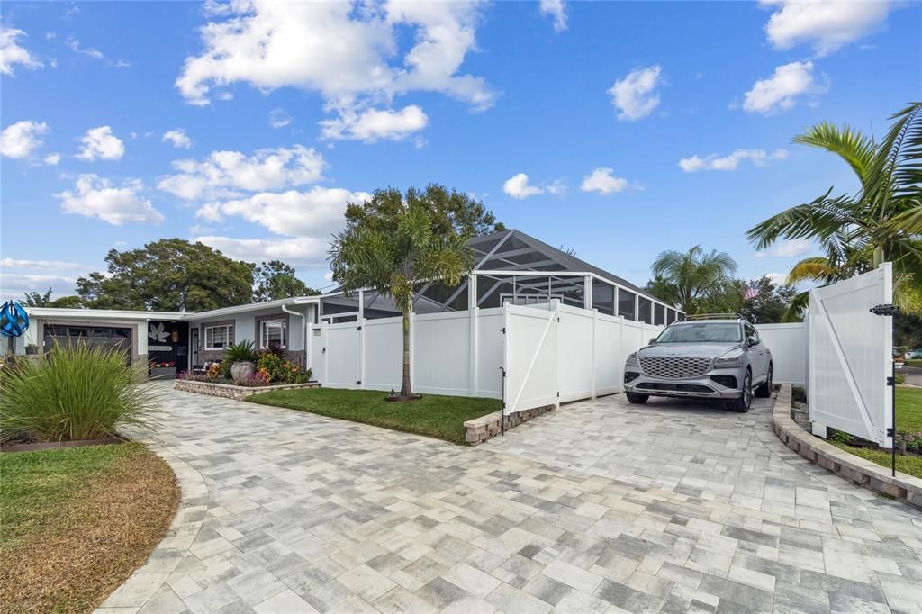 En Venta: $719,000 (4 camas, 2 baños, 1740 Pies cuadrados)