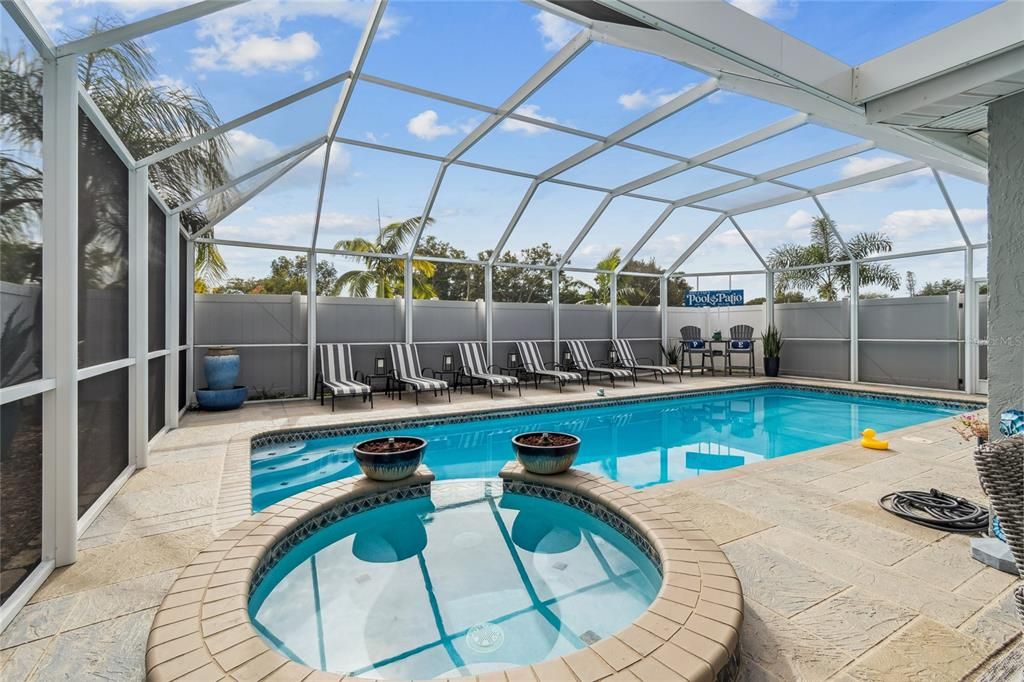 En Venta: $719,000 (4 camas, 2 baños, 1740 Pies cuadrados)