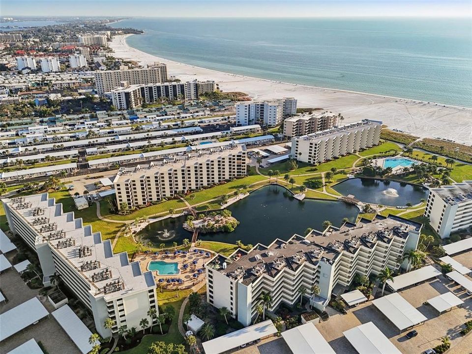 待售: $1,395,000 (2 贝兹, 2 浴室, 1337 平方英尺)