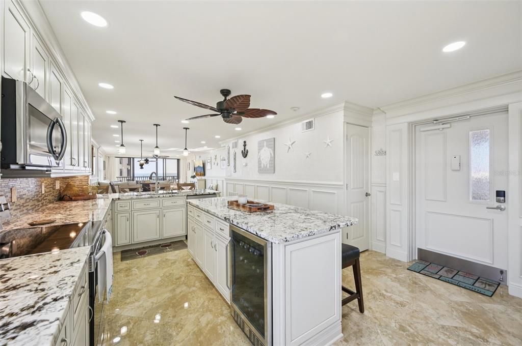 待售: $1,395,000 (2 贝兹, 2 浴室, 1337 平方英尺)