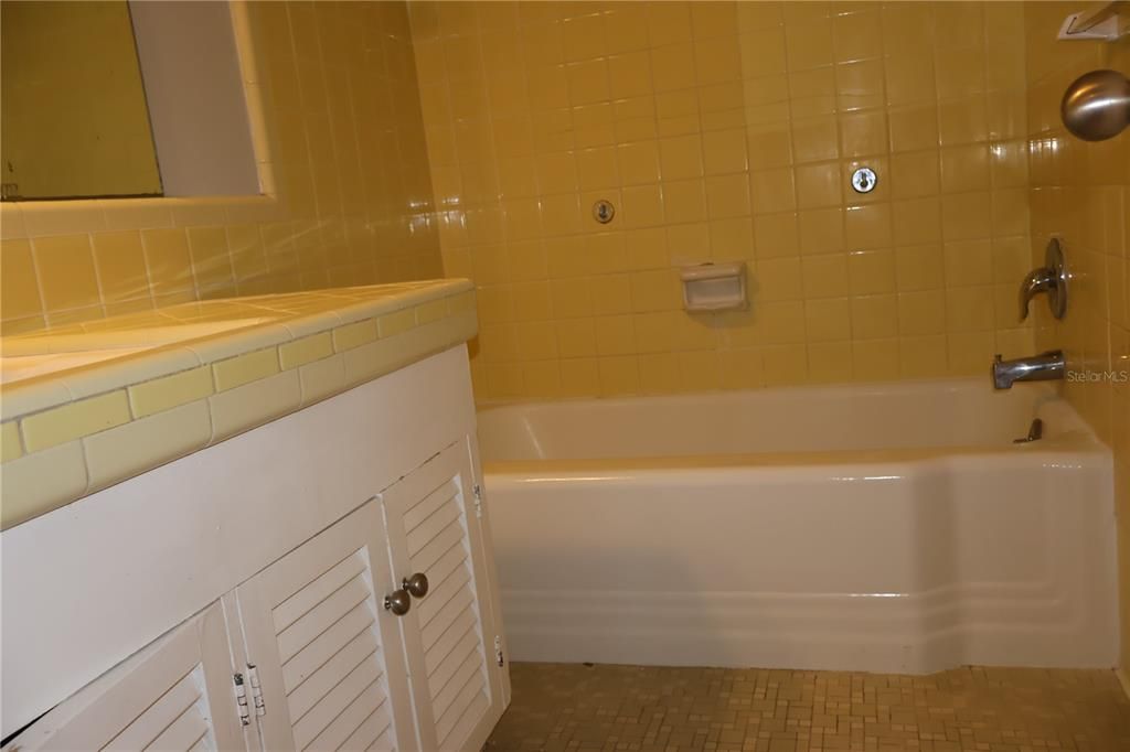 En Renta: $3,650 (3 camas, 2 baños, 2446 Pies cuadrados)