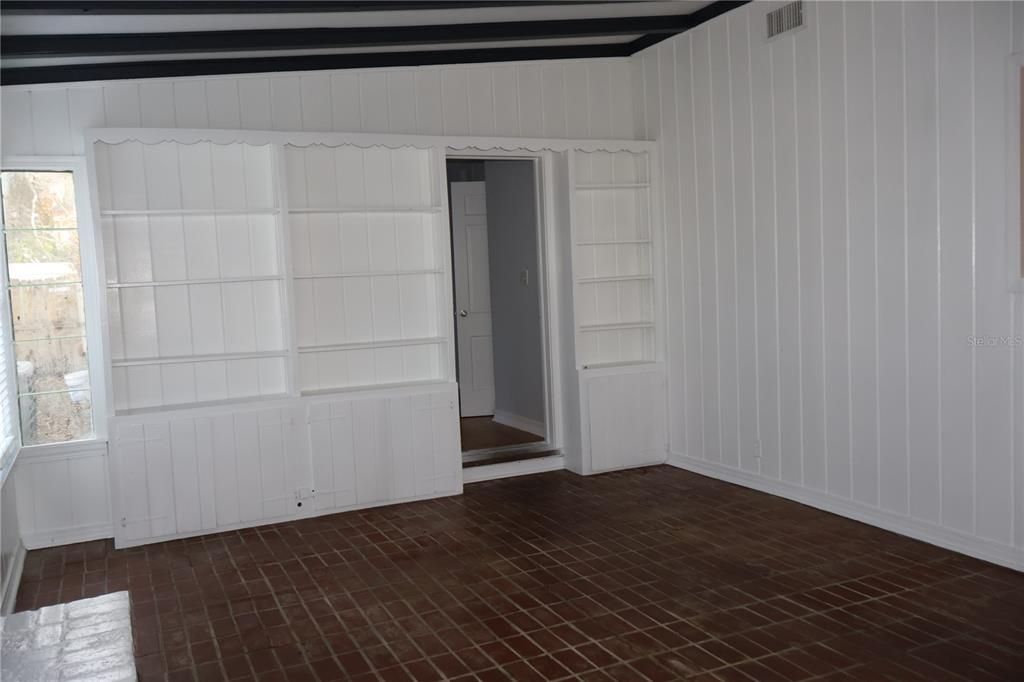 En Renta: $3,650 (3 camas, 2 baños, 2446 Pies cuadrados)