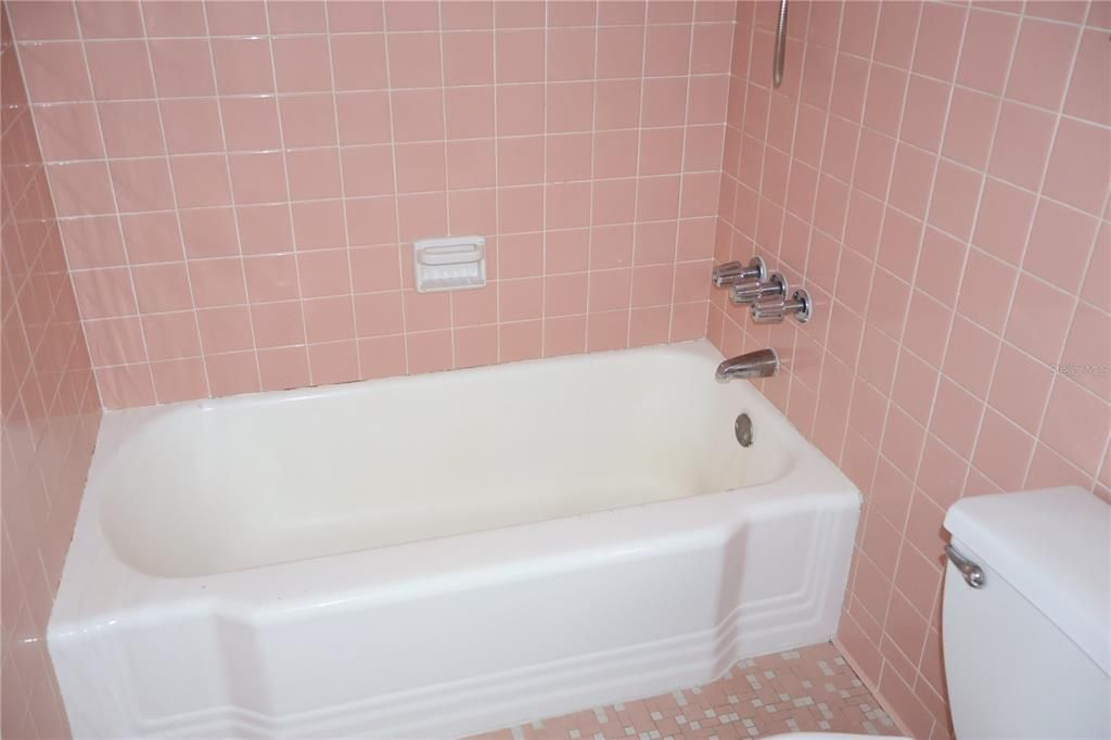 En Renta: $3,650 (3 camas, 2 baños, 2446 Pies cuadrados)