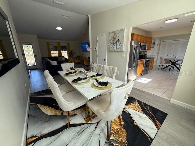 待售: $475,000 (3 贝兹, 2 浴室, 1444 平方英尺)