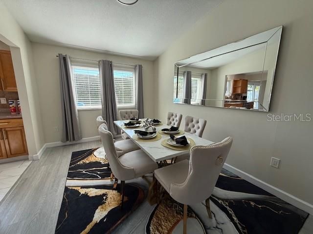 待售: $475,000 (3 贝兹, 2 浴室, 1444 平方英尺)