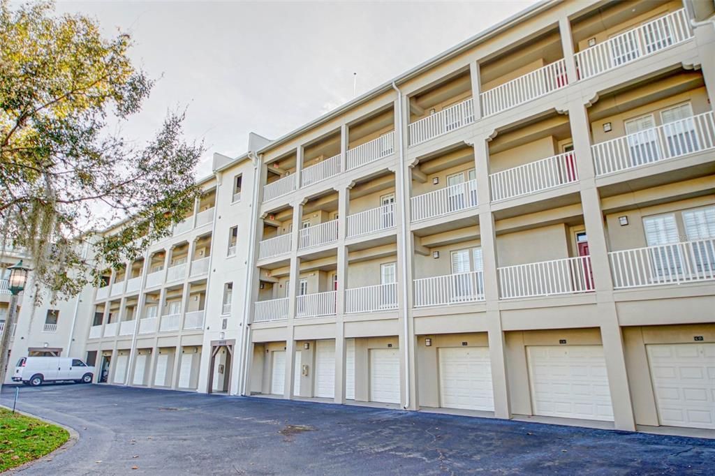 For Sale: $400,000 (2 beds, 2 baths, 1345 Square Feet)