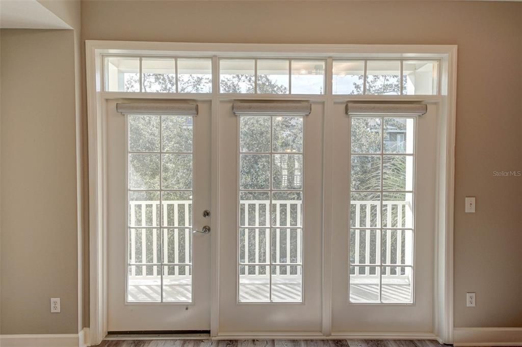 For Sale: $400,000 (2 beds, 2 baths, 1345 Square Feet)