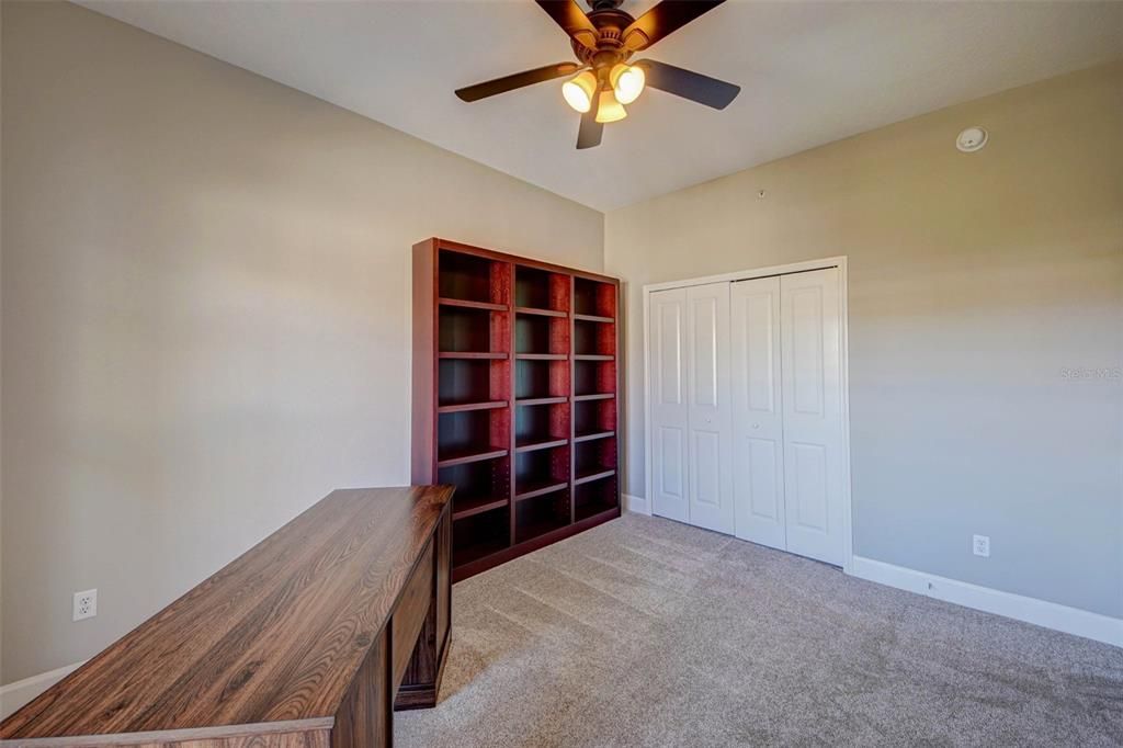 For Sale: $400,000 (2 beds, 2 baths, 1345 Square Feet)