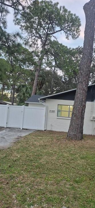 En Renta: $1,650 (2 camas, 1 baños, 1650 Pies cuadrados)