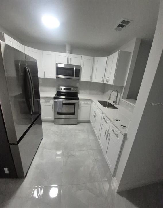 En Renta: $1,650 (2 camas, 1 baños, 1650 Pies cuadrados)