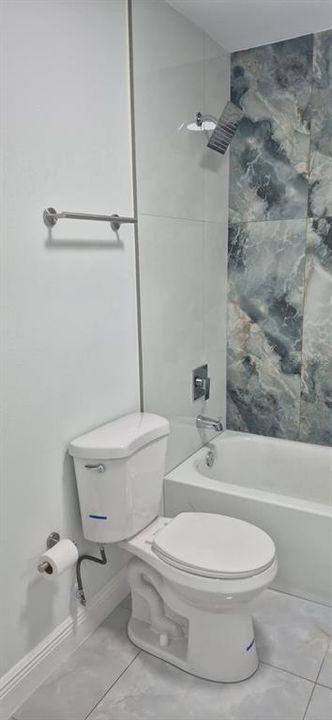 En Renta: $1,650 (2 camas, 1 baños, 1650 Pies cuadrados)