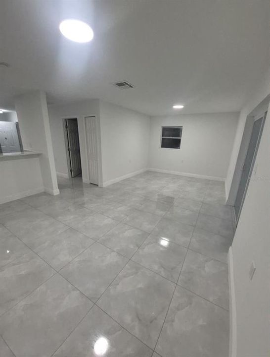 En Renta: $1,650 (2 camas, 1 baños, 1650 Pies cuadrados)