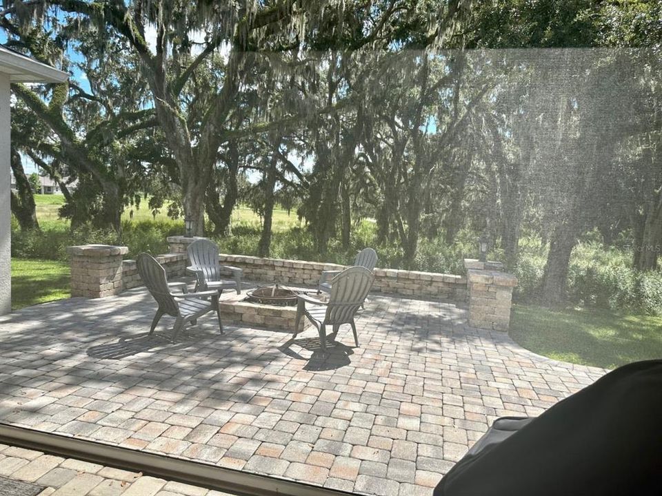 出租: $3,400 (4 贝兹, 3 浴室, 2528 平方英尺)