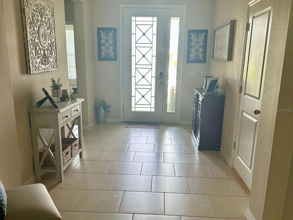 出租: $3,400 (4 贝兹, 3 浴室, 2528 平方英尺)