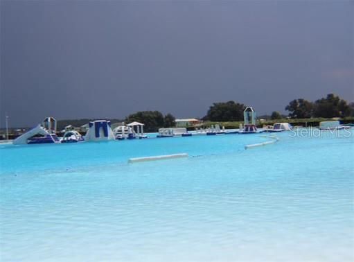 出租: $3,400 (4 贝兹, 3 浴室, 2528 平方英尺)