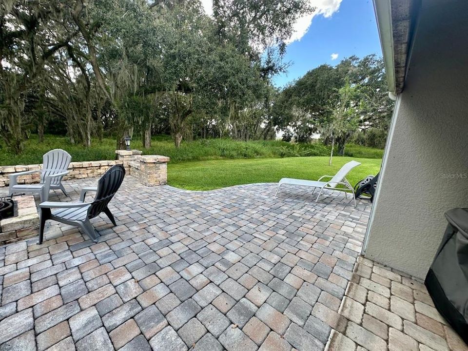 出租: $3,400 (4 贝兹, 3 浴室, 2528 平方英尺)