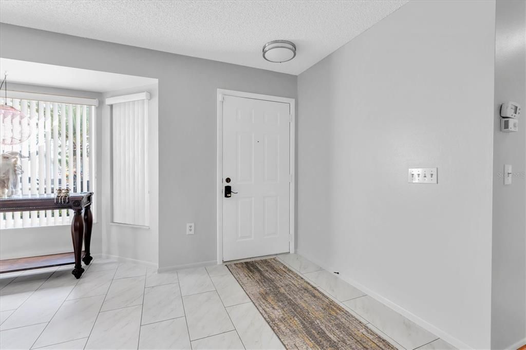 For Sale: $358,900 (2 beds, 2 baths, 1788 Square Feet)