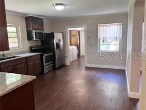 В аренду: $2,500 (3 спален, 2 ванн, 1727 Квадратных фут)