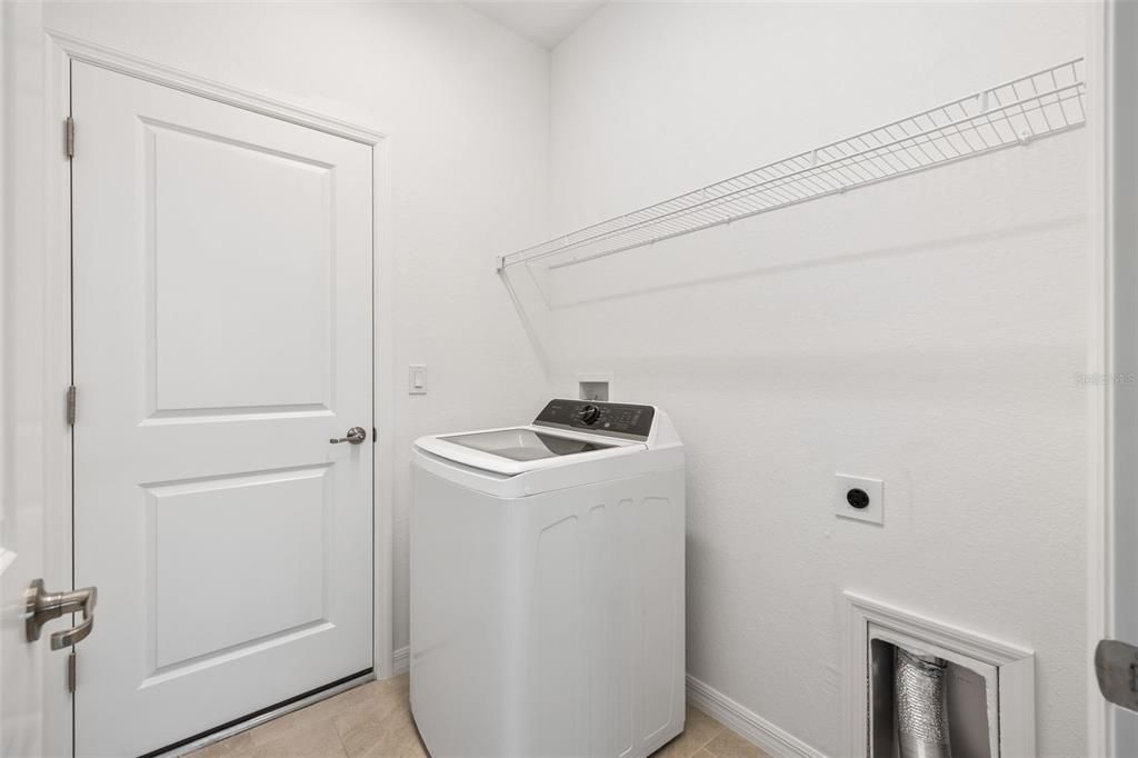 На продажу: $482,397 (4 спален, 3 ванн, 2397 Квадратных фут)