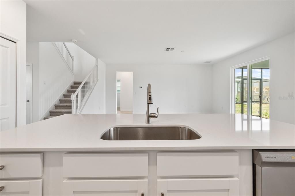 На продажу: $482,397 (4 спален, 3 ванн, 2397 Квадратных фут)