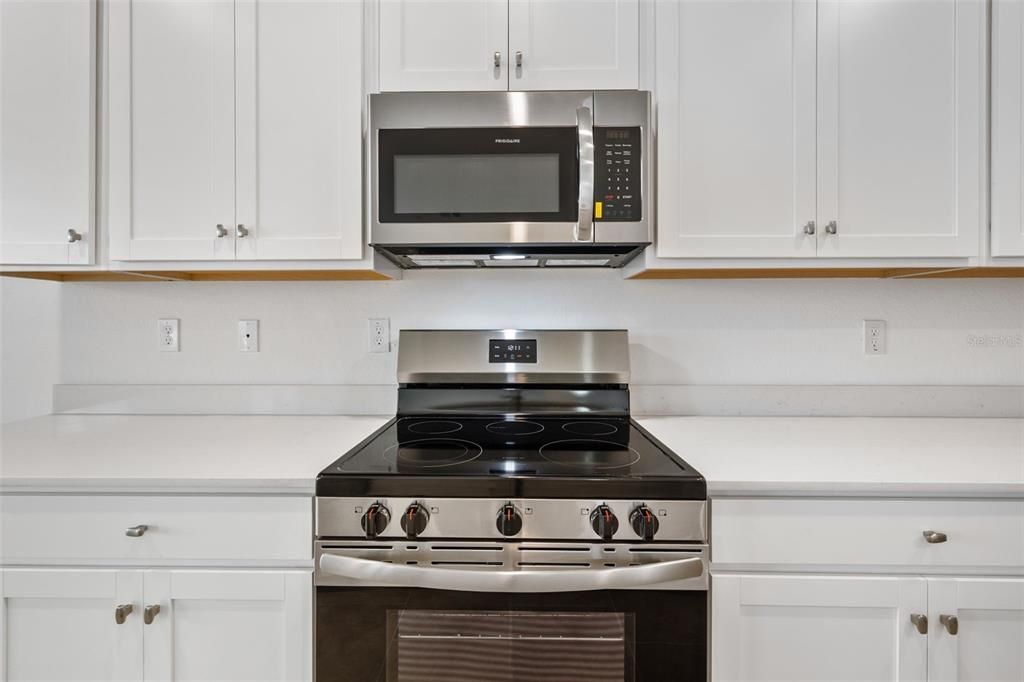 На продажу: $482,397 (4 спален, 3 ванн, 2397 Квадратных фут)