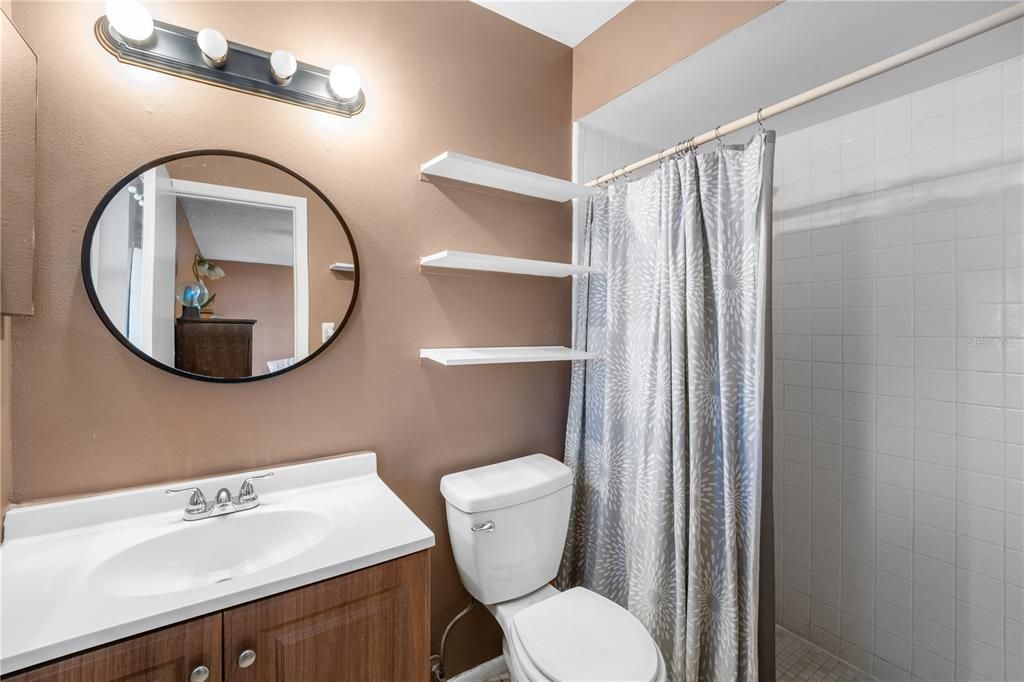 For Sale: $340,000 (3 beds, 2 baths, 1352 Square Feet)