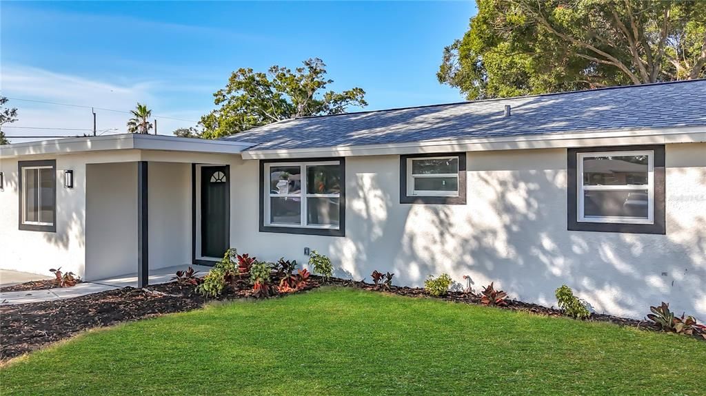 En Venta: $385,000 (4 camas, 2 baños, 1296 Pies cuadrados)