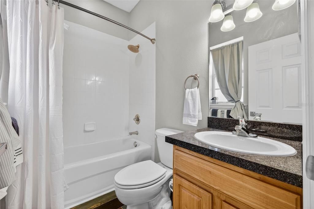 На продажу: $499,000 (2 спален, 2 ванн, 1339 Квадратных фут)