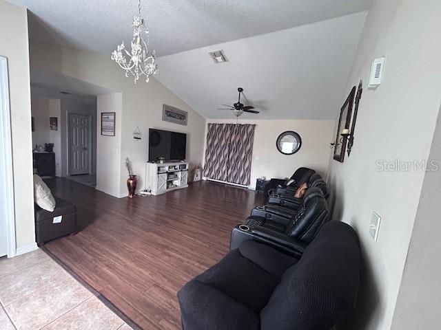 For Sale: $349,999 (2 beds, 2 baths, 1644 Square Feet)