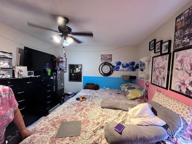 For Sale: $349,999 (2 beds, 2 baths, 1644 Square Feet)