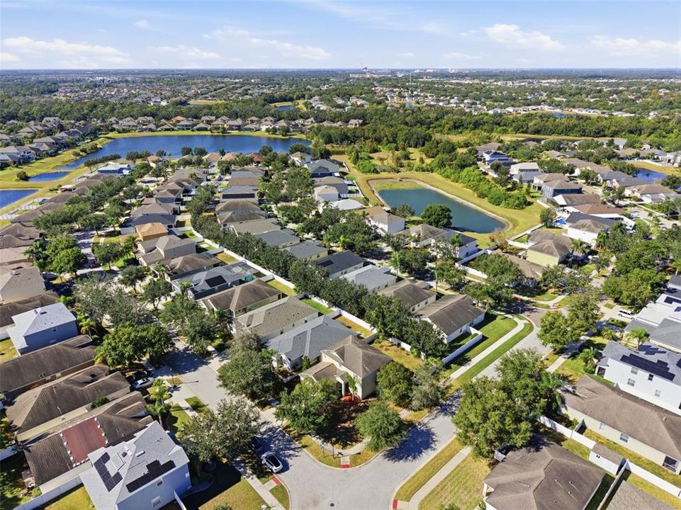 待售: $355,000 (5 贝兹, 3 浴室, 2320 平方英尺)