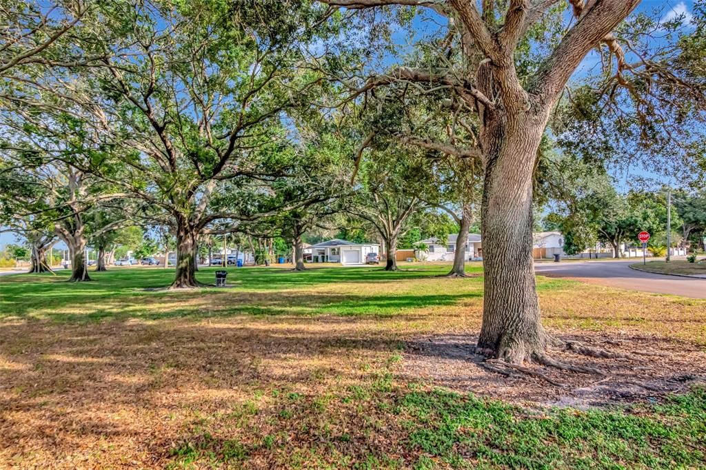 For Sale: $374,900 (3 beds, 2 baths, 1292 Square Feet)