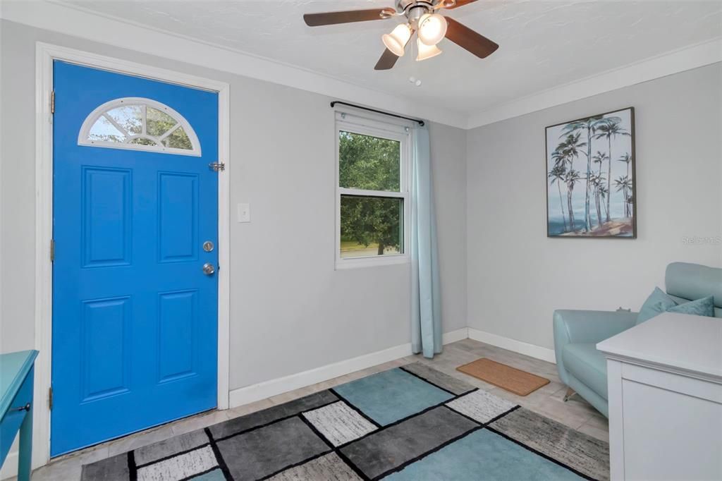 For Sale: $374,900 (3 beds, 2 baths, 1292 Square Feet)